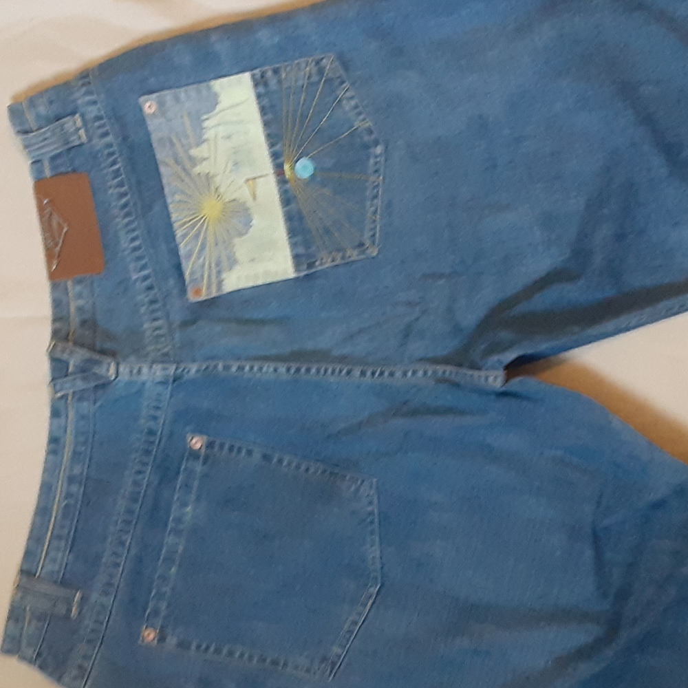 MEEZAN ARTCOUTURE RELAX JEANS, SIZE 42 - Picture 9 of 16